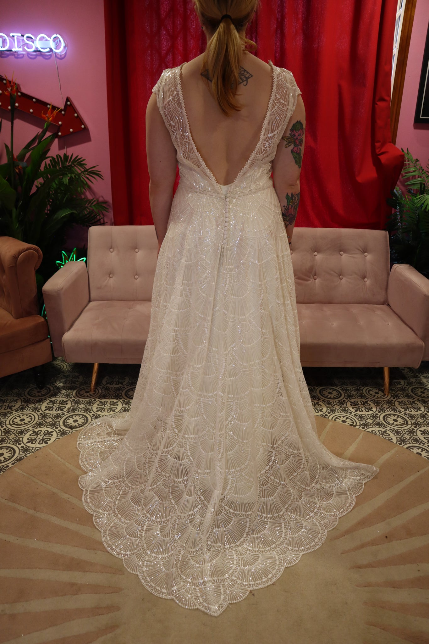 Bubblegum overlay dress size 16 Sample sale