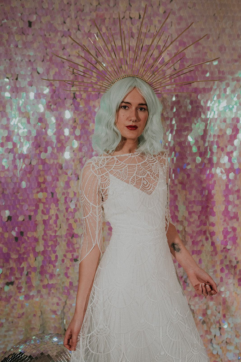 A wonderful modern lace wedding dress - Lookbook
