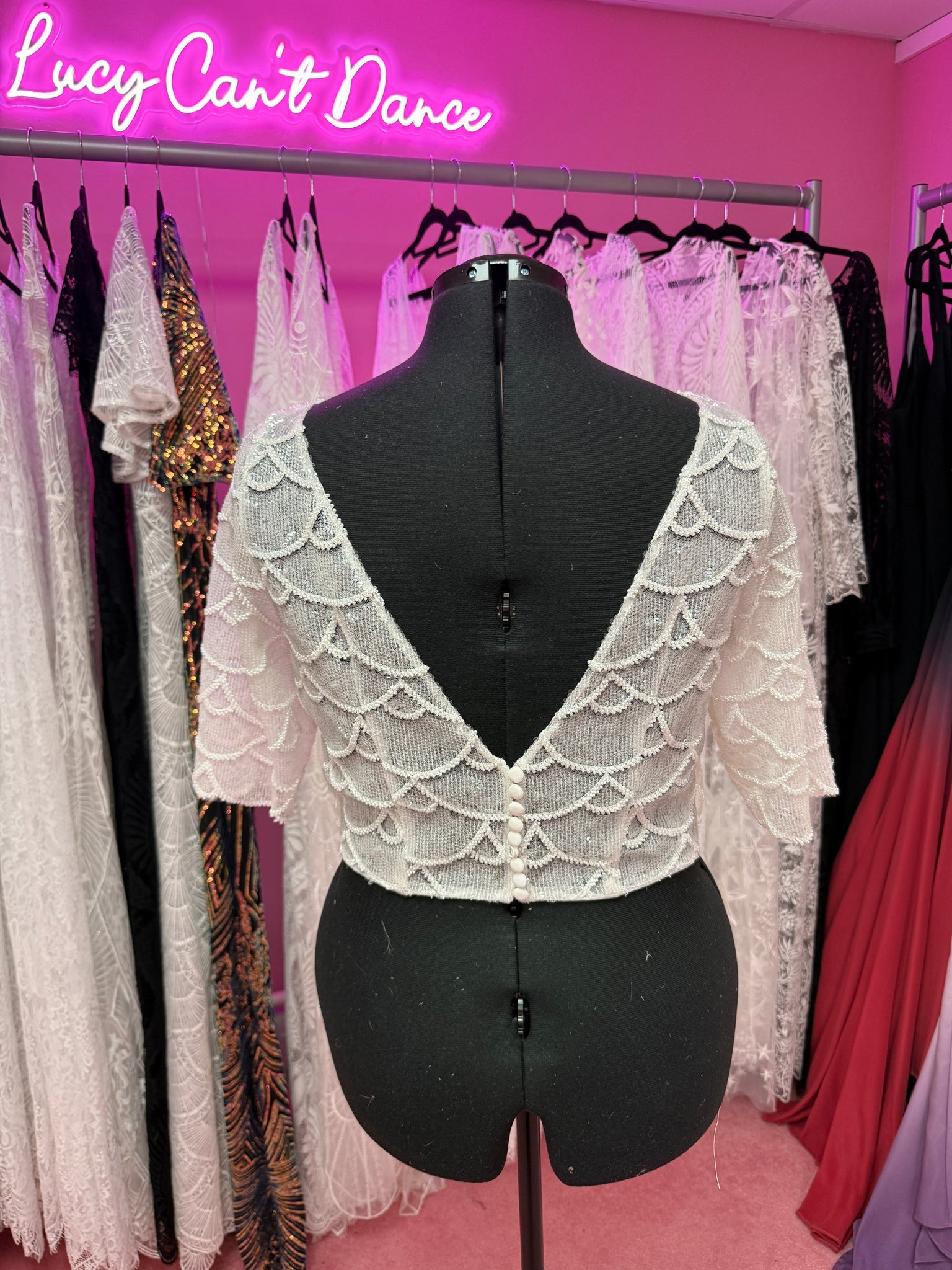 Marshmallow top size 16