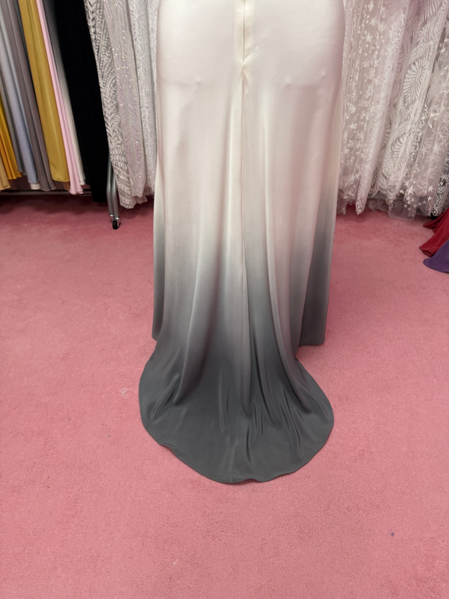 A line grey dip dye ex sample size 18/20