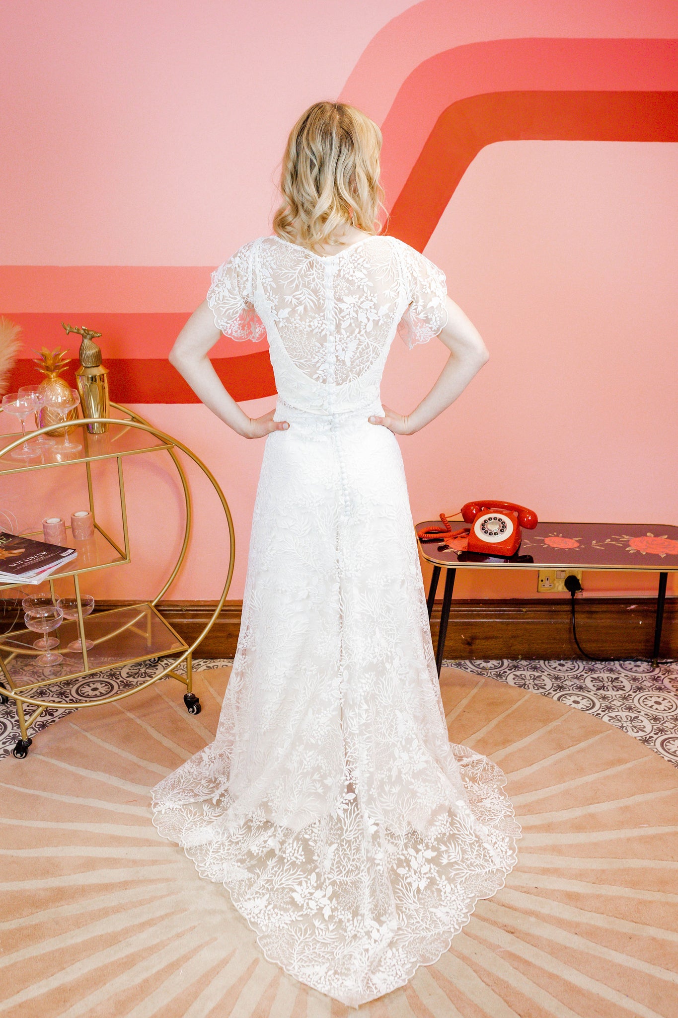 57 Stunning Wedding Dresses With Detachable Skirts | Stunning wedding  dresses, Wedding dresses lace, Detachable wedding dress